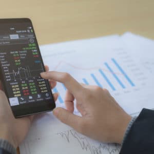 The 8 Best Investment Apps of 2023 - Updated for February
